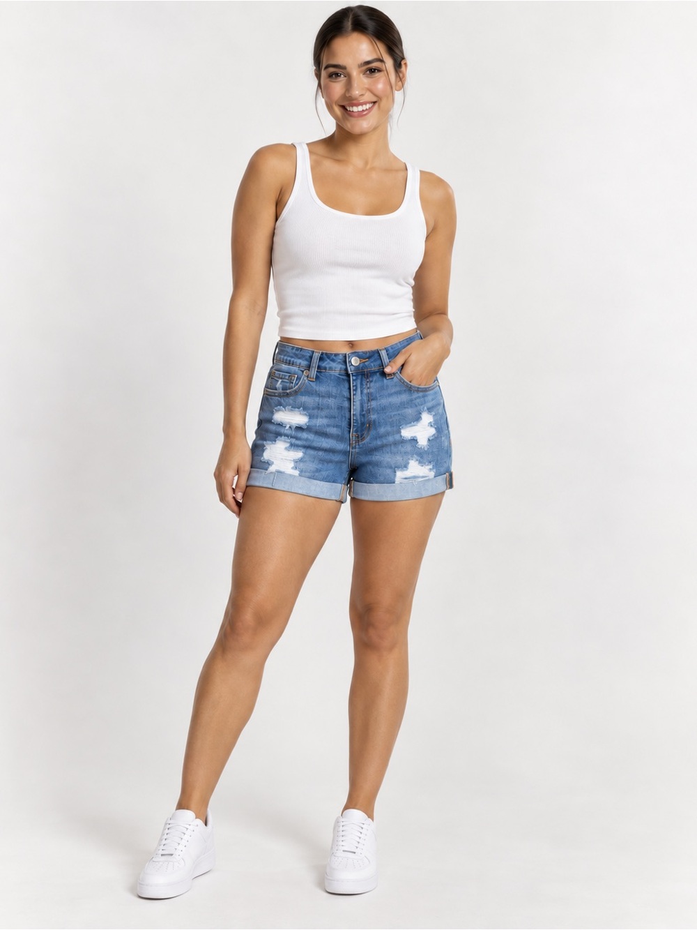 Aeropostale Women’s Size 4 High Rise Midi 3” Distressed Stretch Denim Shorts NWT